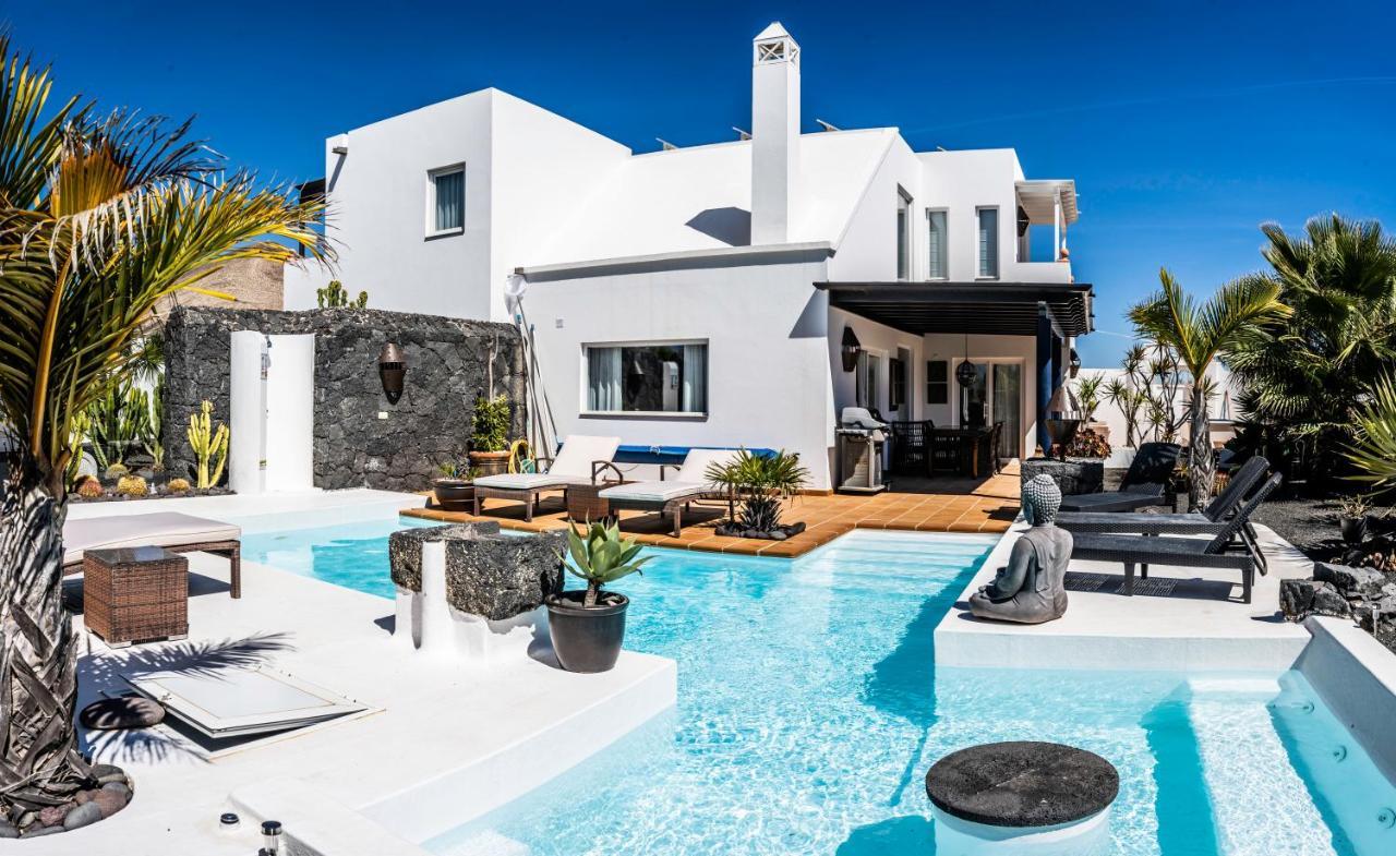 Villa Canis Tías Eksteriør billede